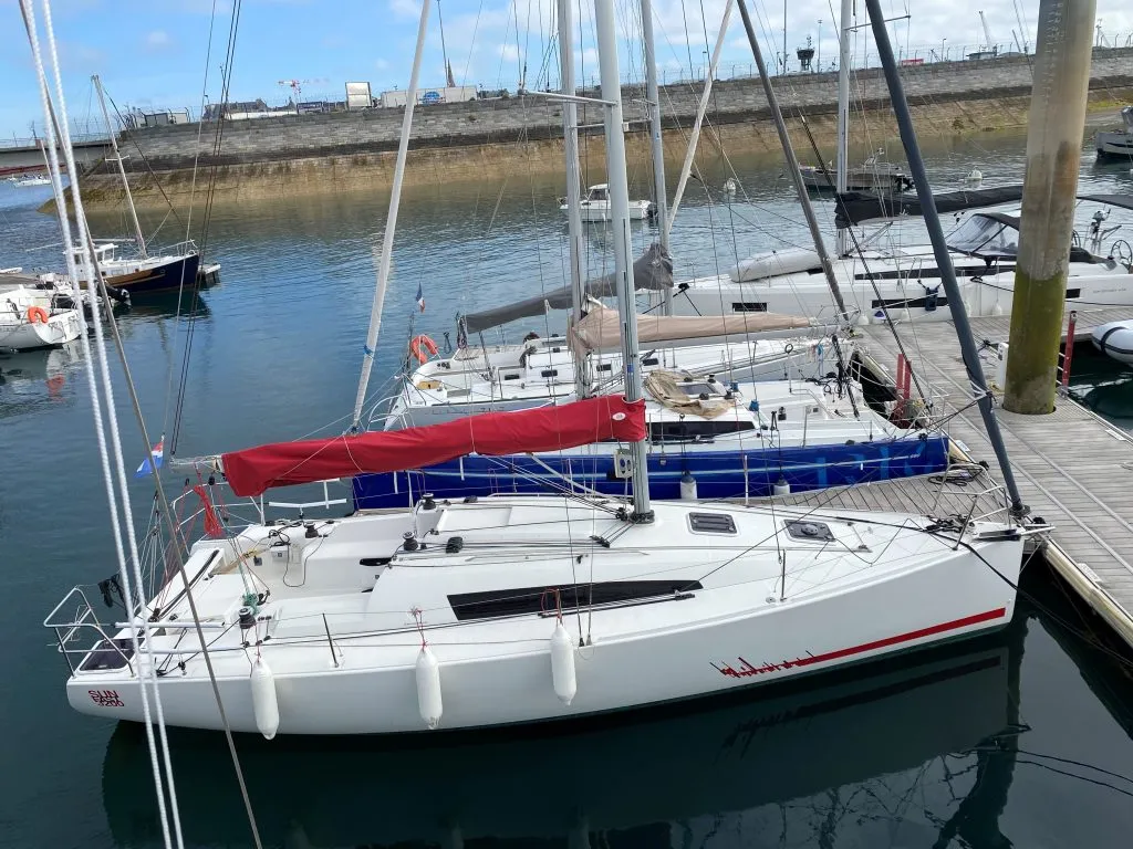 9.79m Saint Malo Jeanneau Sun Fast 3200 Hire