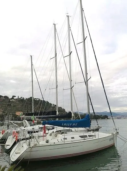 Lally Me Charter Boat