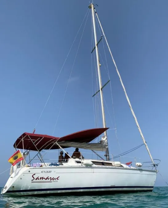 Explore Marbella on a 9.42m Rental Jeanneau Sun Light 31