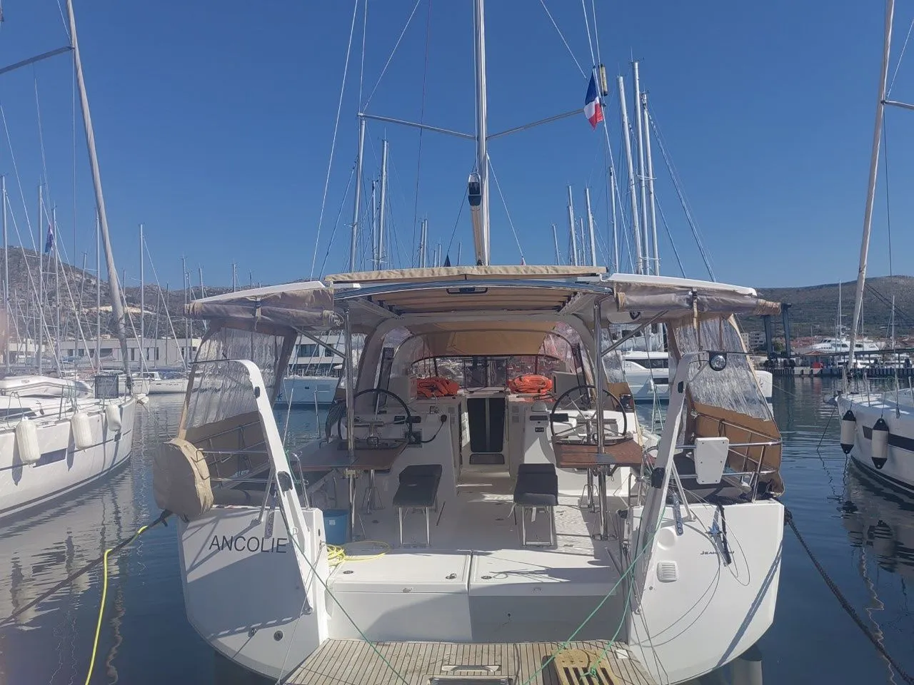 Boot - Charter a 14m Sailing Yacht Jeanneau Sun Loft 47 in Zaton