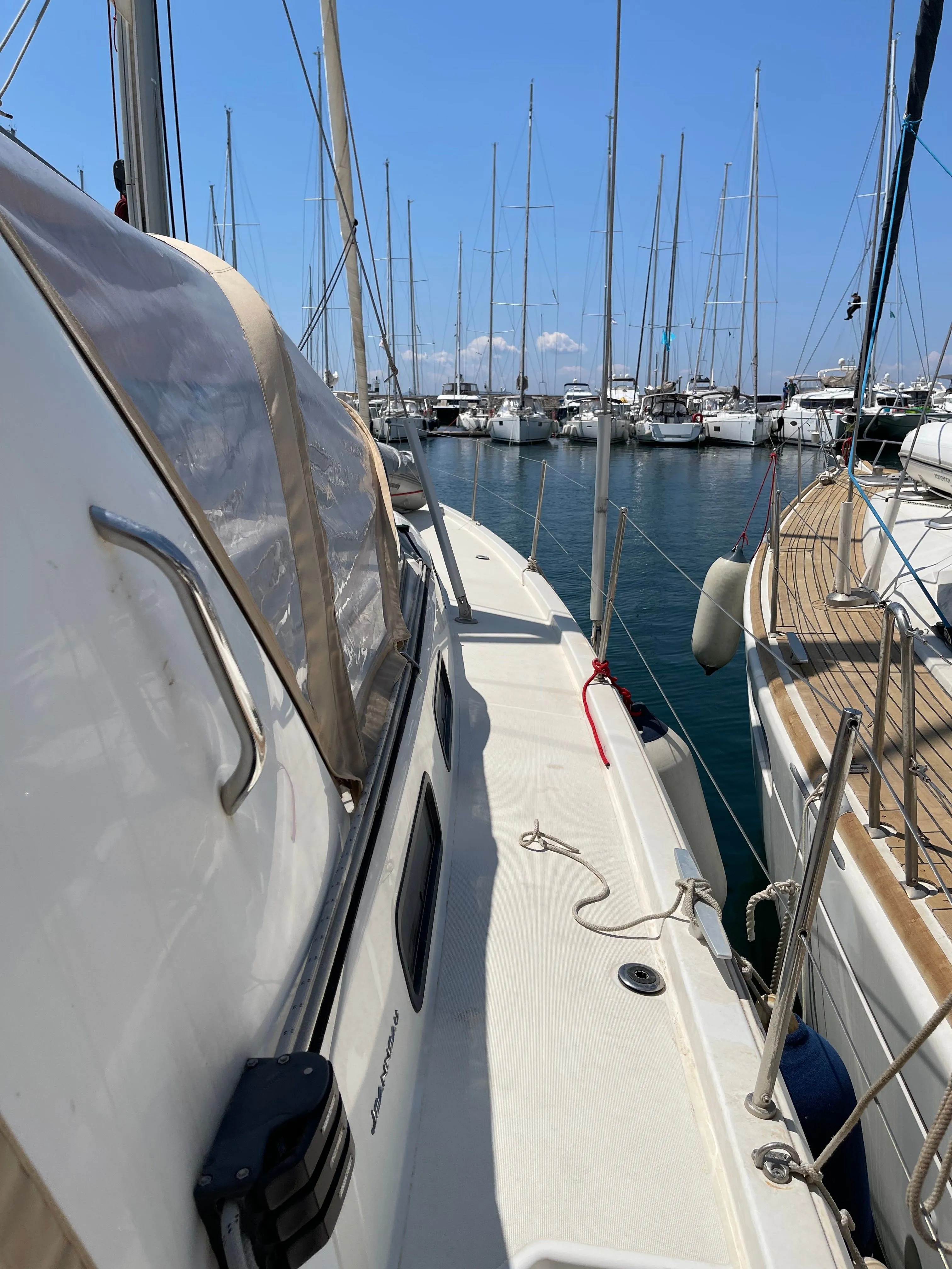 Discovery Blue Charter Boat - 3