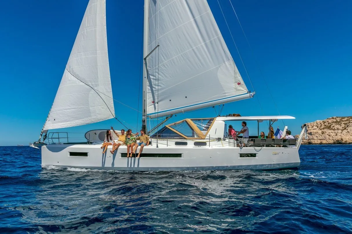 New Horizons 2 Charter Boat