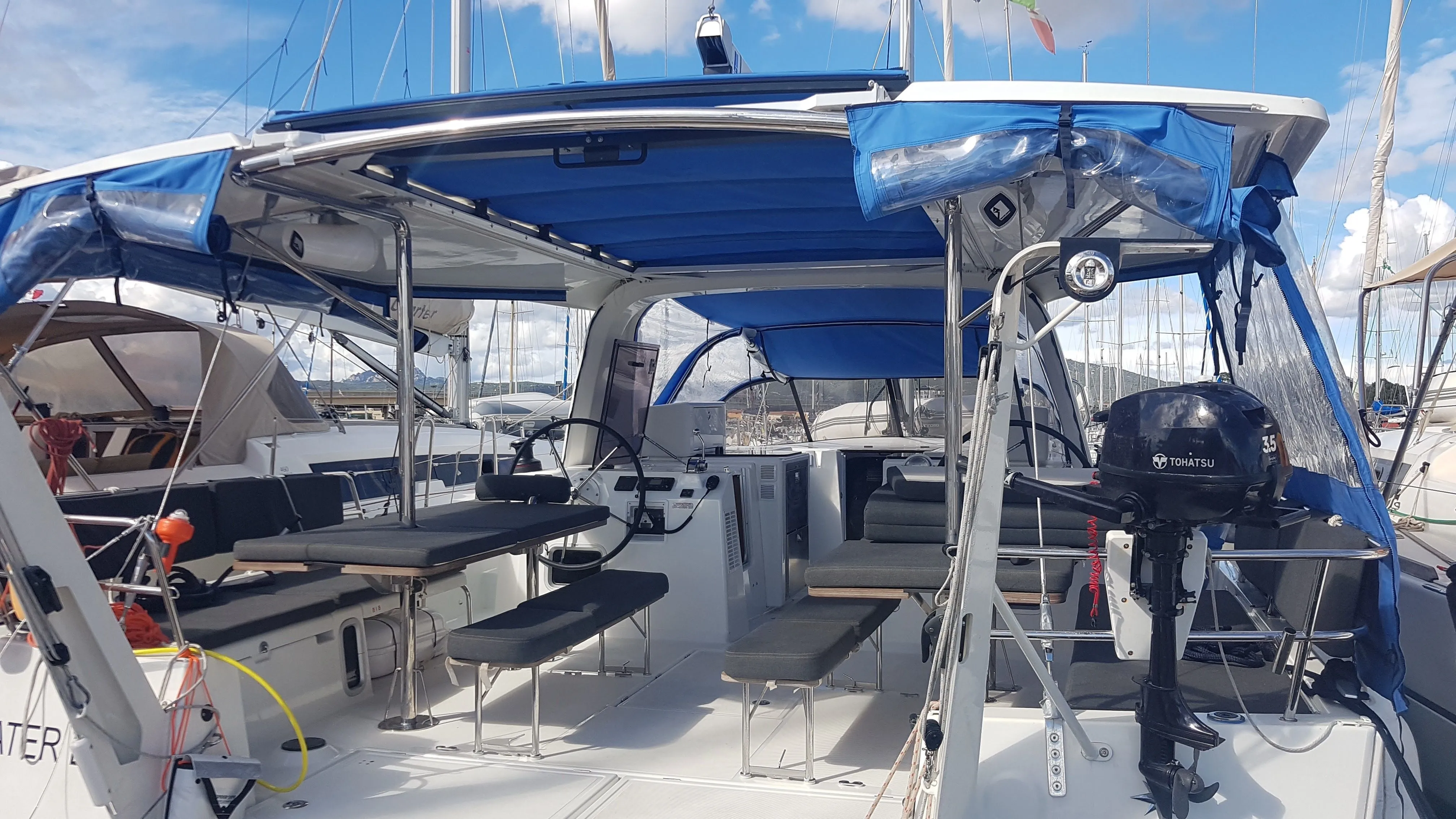 Water Lily Charterboot - 3