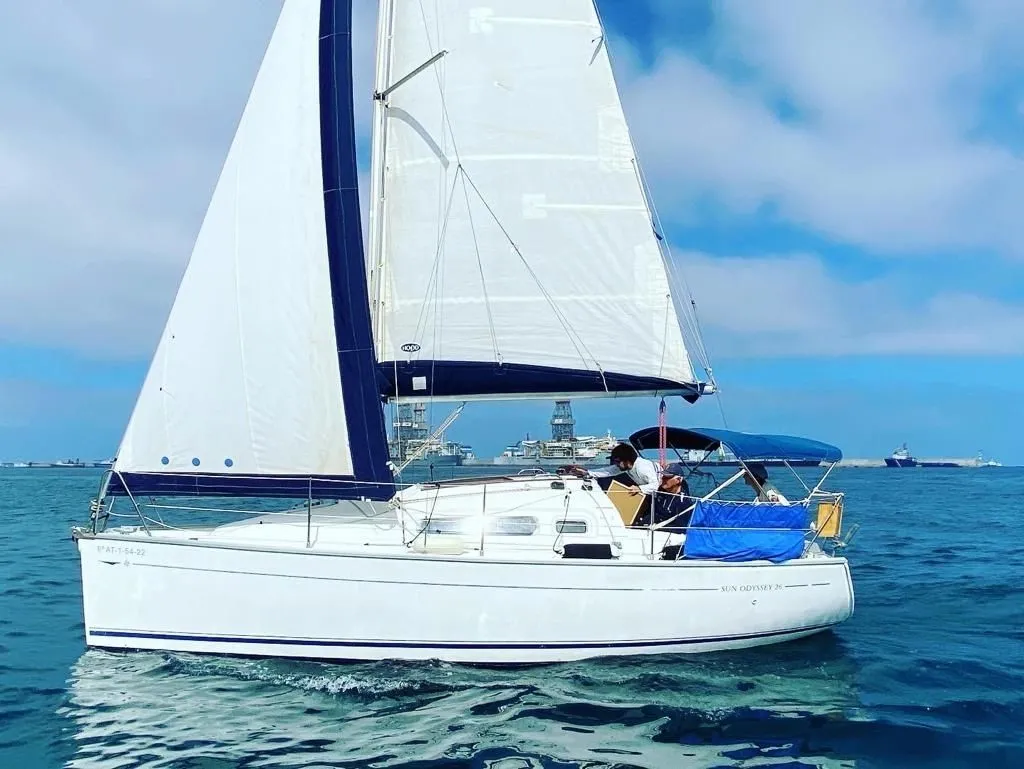 Explore Las Palmas de Gran Canaria on a 7.5m Jeanneau Sun Odyssey 26 Sailing Yacht Rental