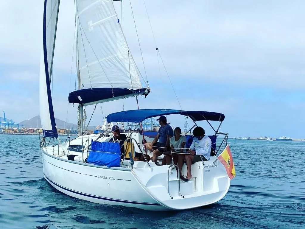 Keep Sailing 2 Charter Boat