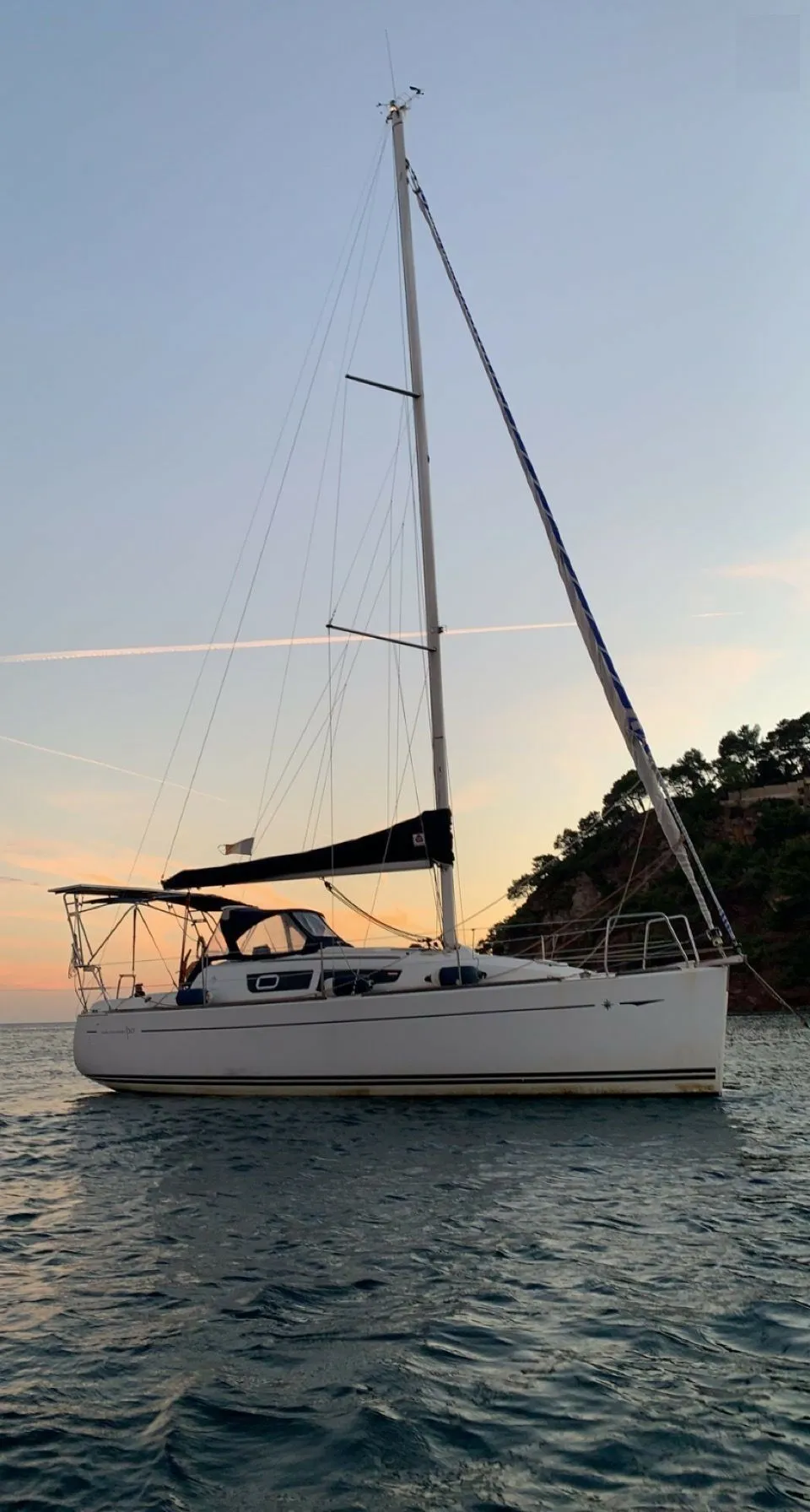 Saint Mandrier sur Mer 8.99m Kiralık Jeanneau Sun Odyssey 30i Yelkenli Yat