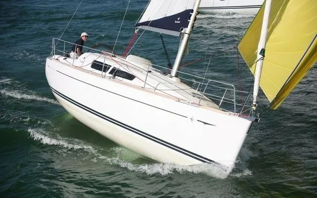 Boot - Rent a 8.79m Boat in Saint Malo
