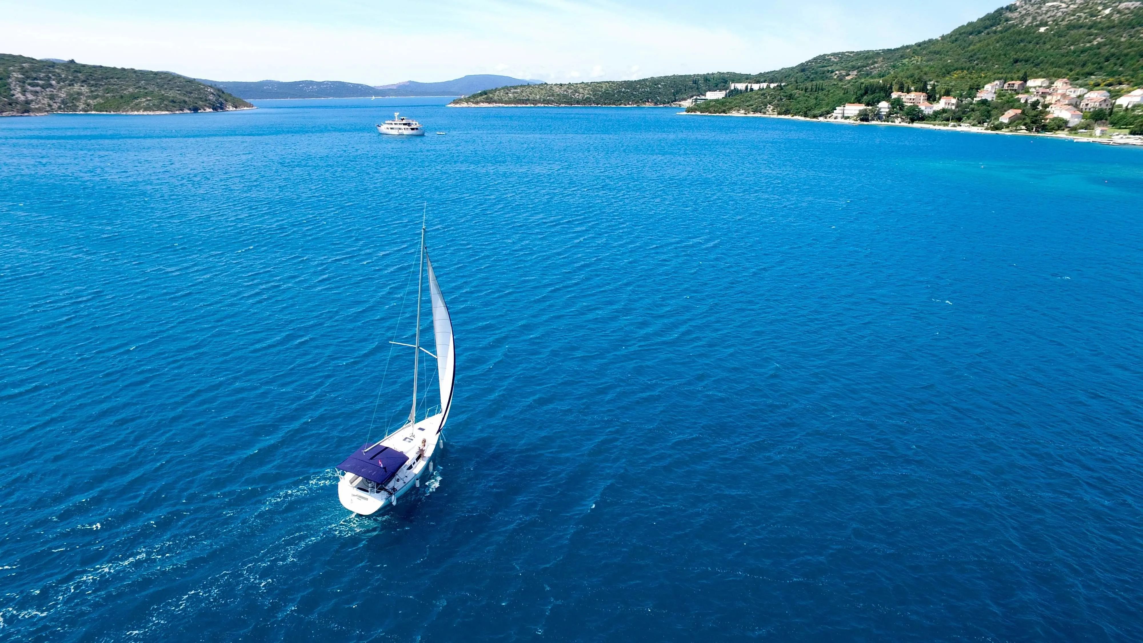 Чартер Ana 2 - 4