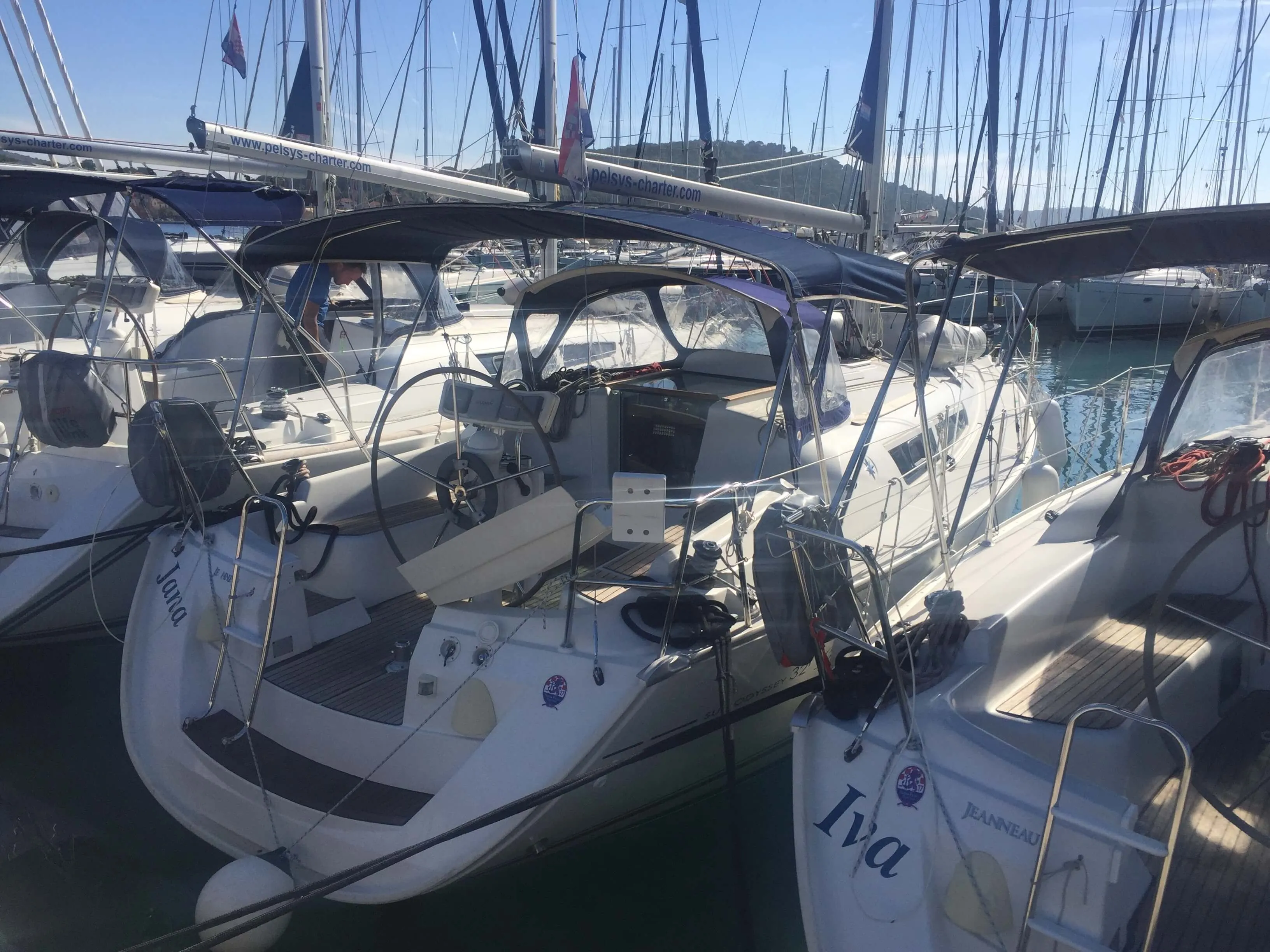 Jana Charterboot - 5