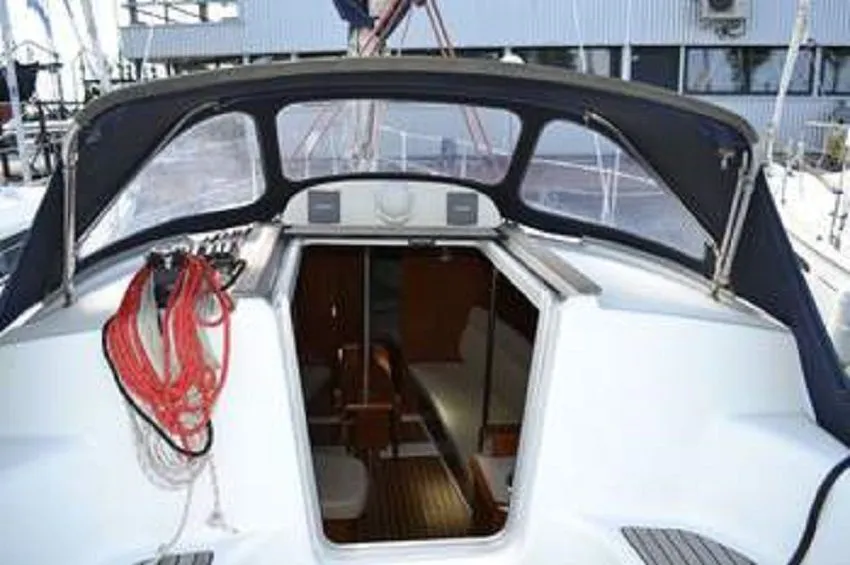 Rent a 9.6m Boat in Kortgene