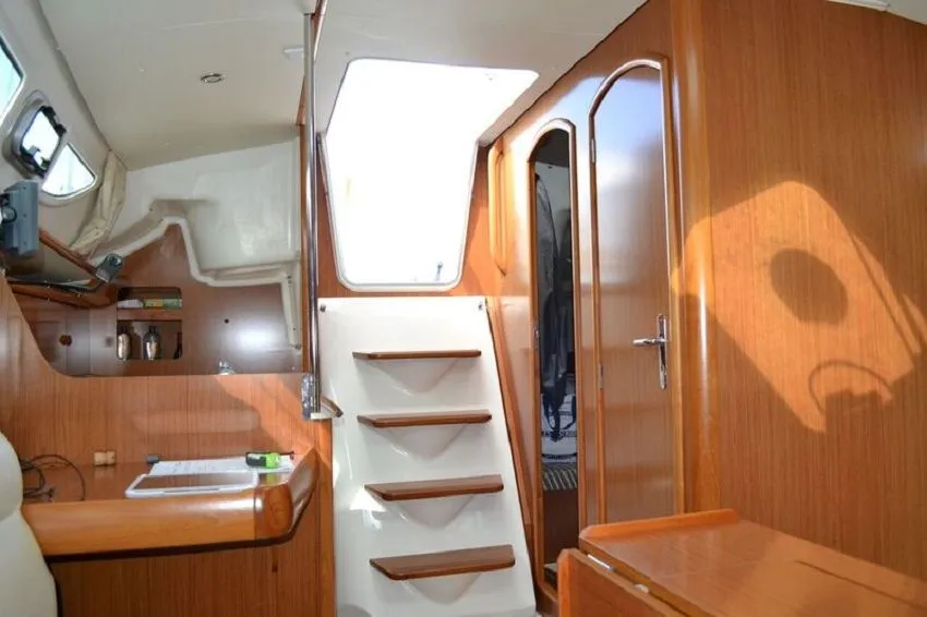 Mahalo Charter Boat