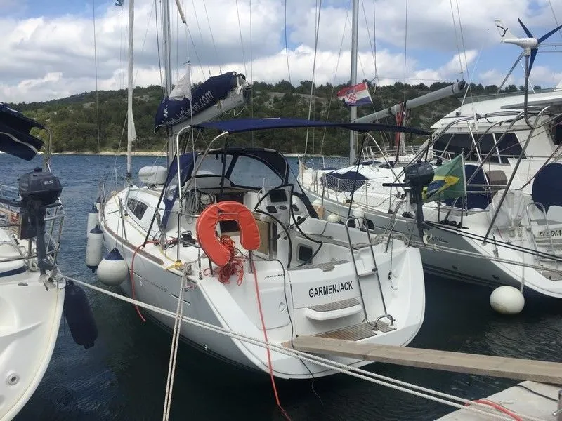 Explore Ayia Evfimia on a 10.05m 2 Cabin Sailing Yacht Rental