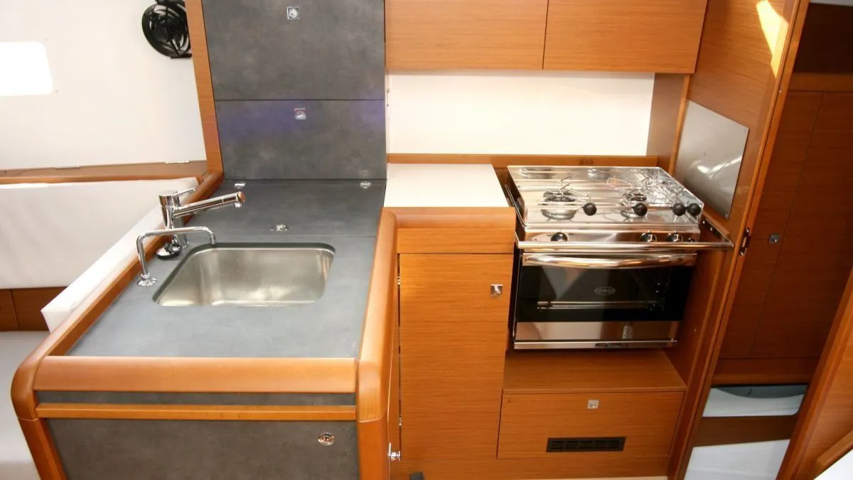 Antonija Charterboot - 5