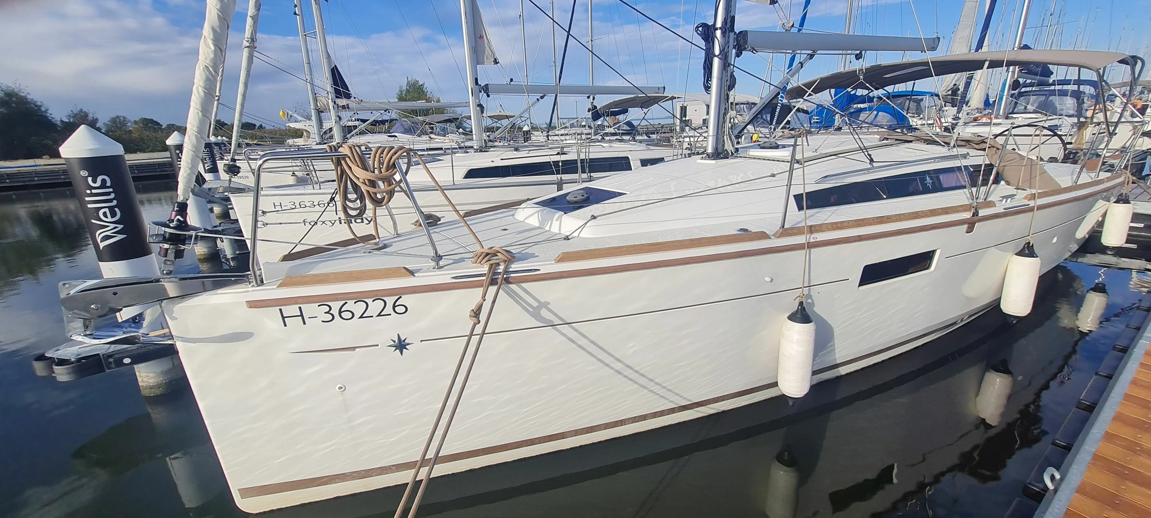 Lena Charter Boat