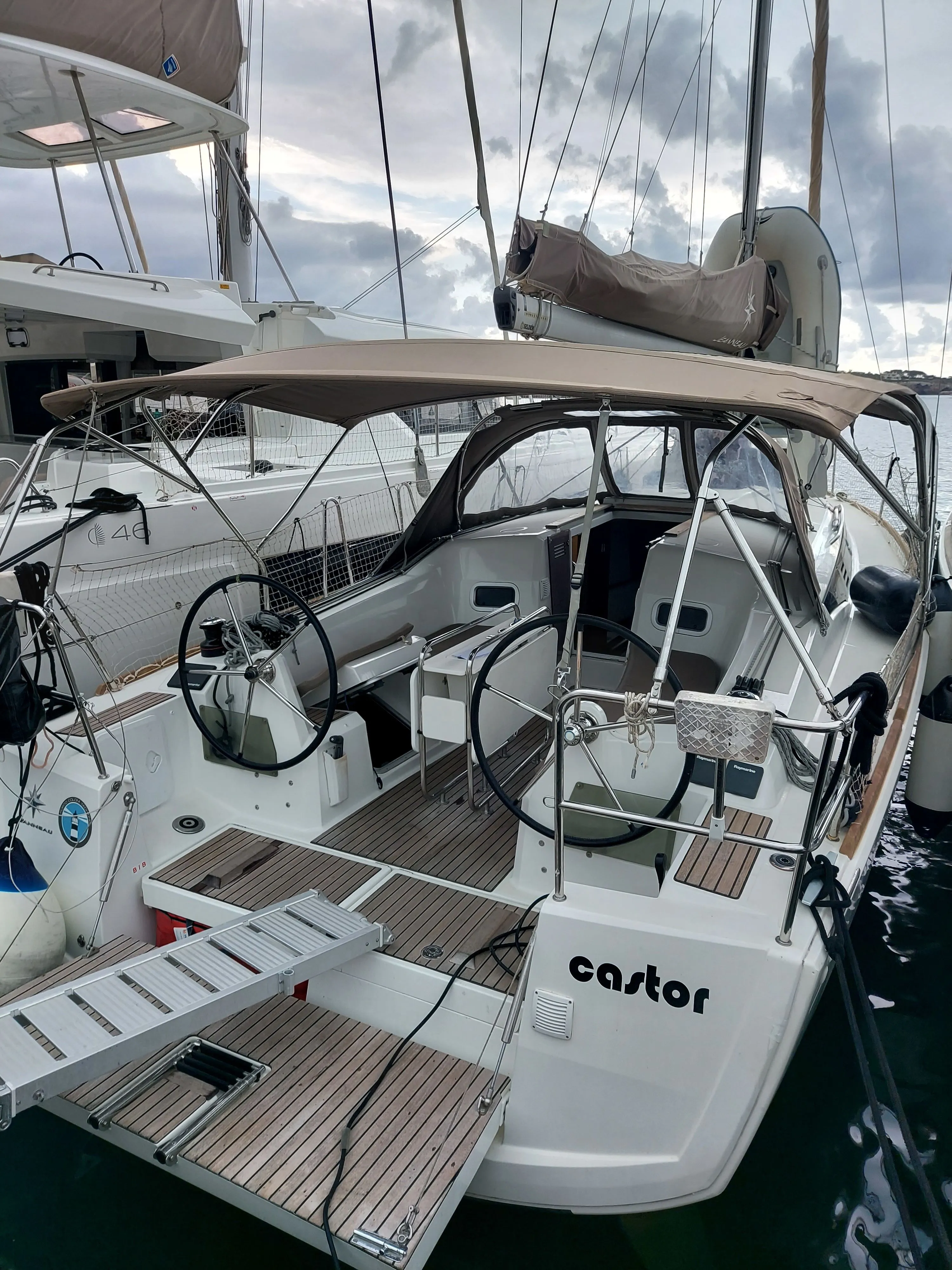 Castor Charter Boat