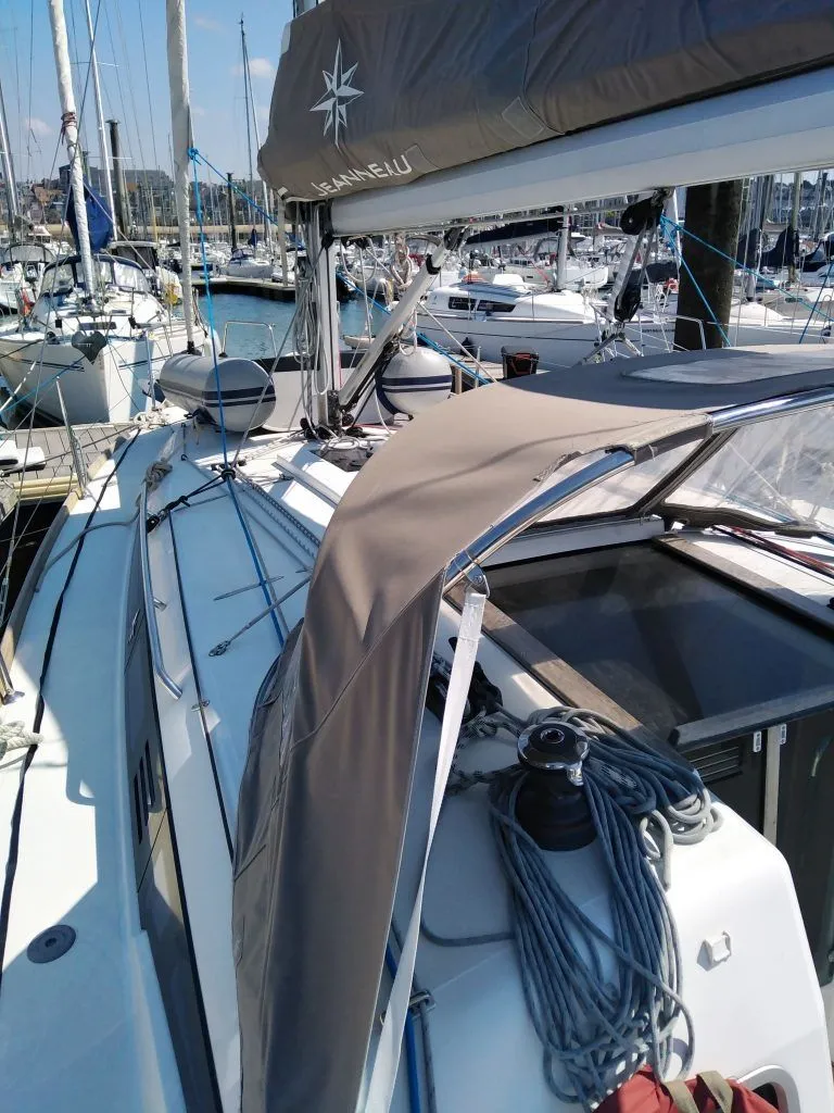 10.34m Saint Malo Boat Hire