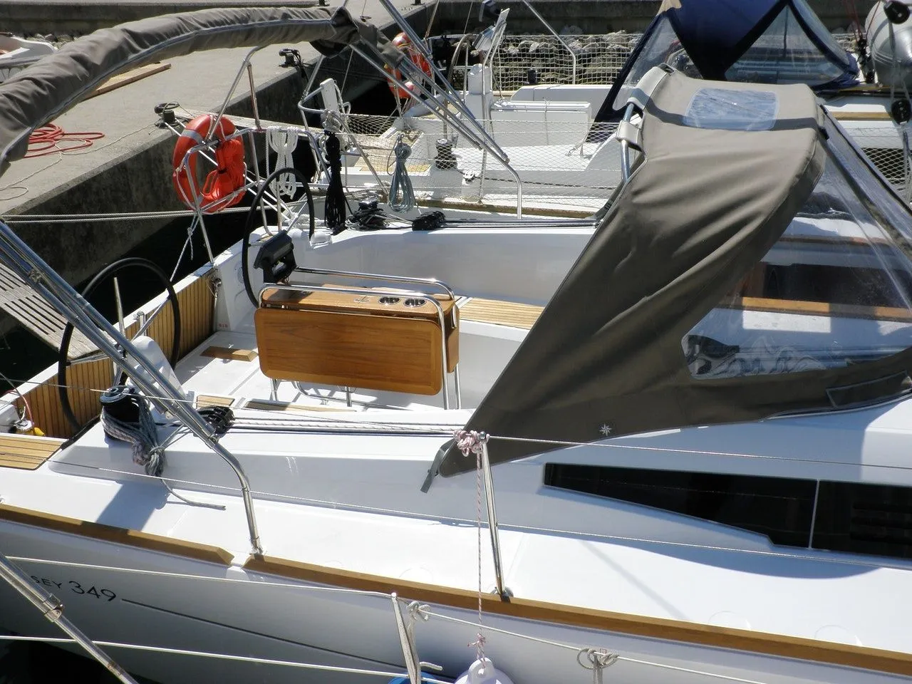 Kora Charter Boat - 5