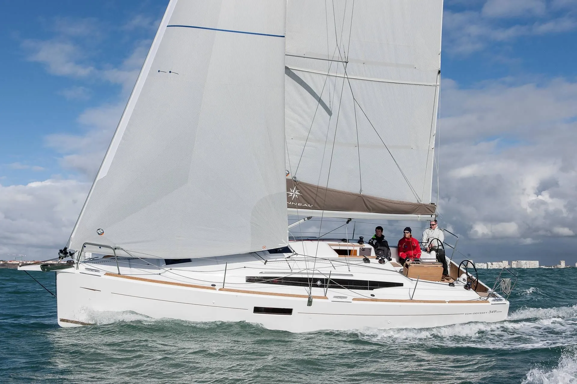 Llampuga Charter Boat