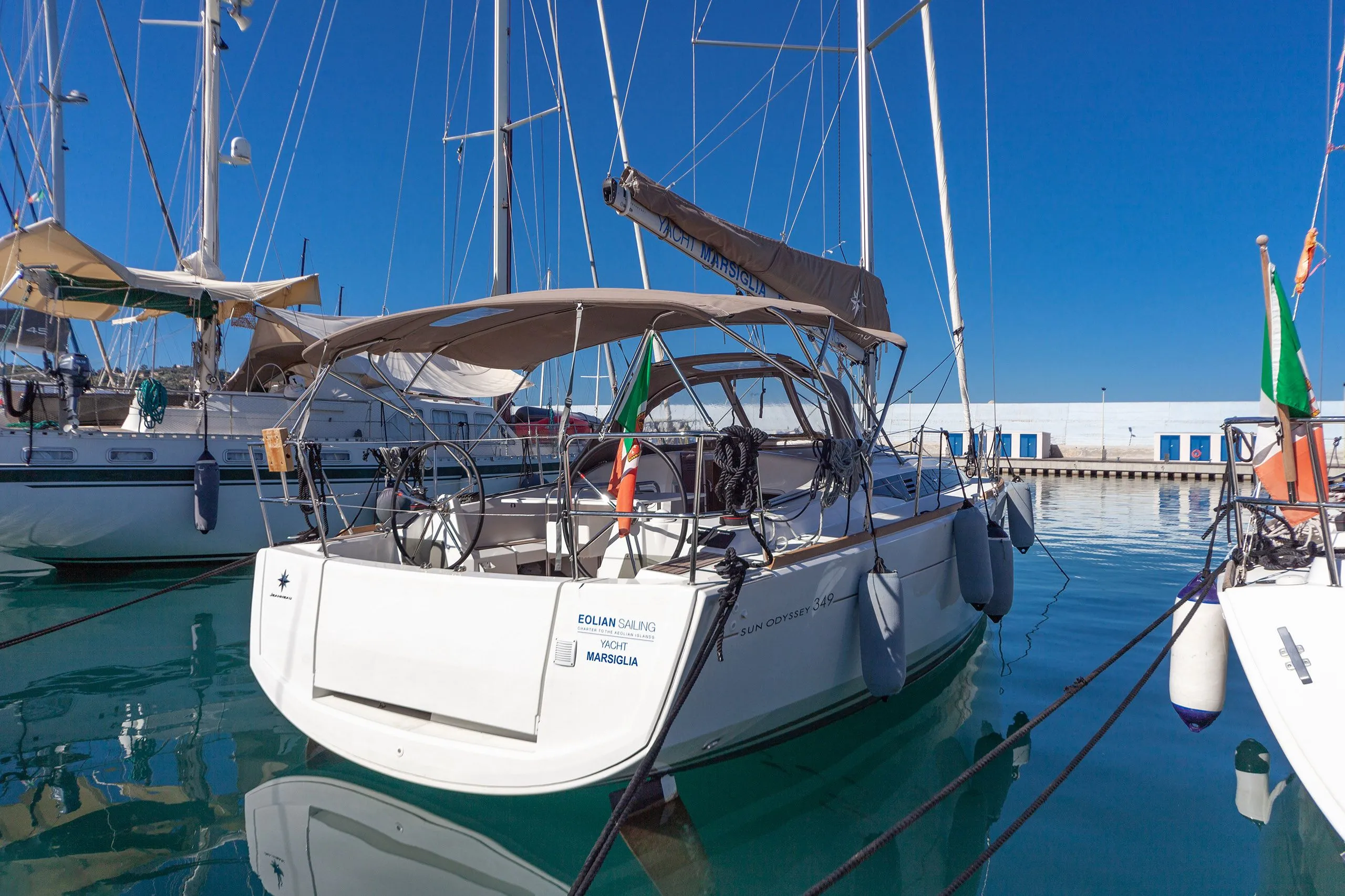 Rent a 10.34m Jeanneau Sun Odyssey 349 in Capo d'Orlando