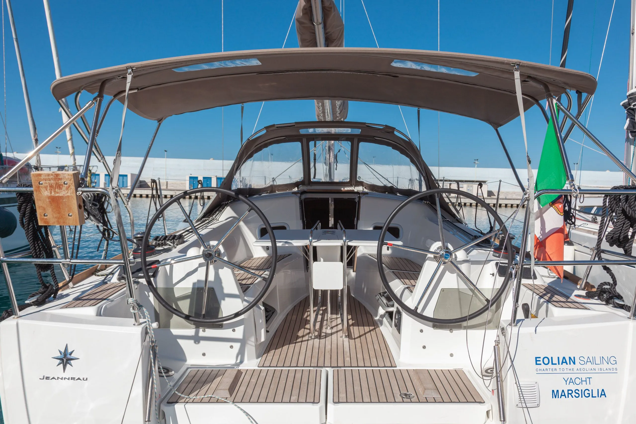 Marsiglia Charter Boat