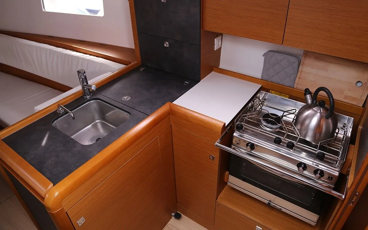 Чартер Meliti - 5