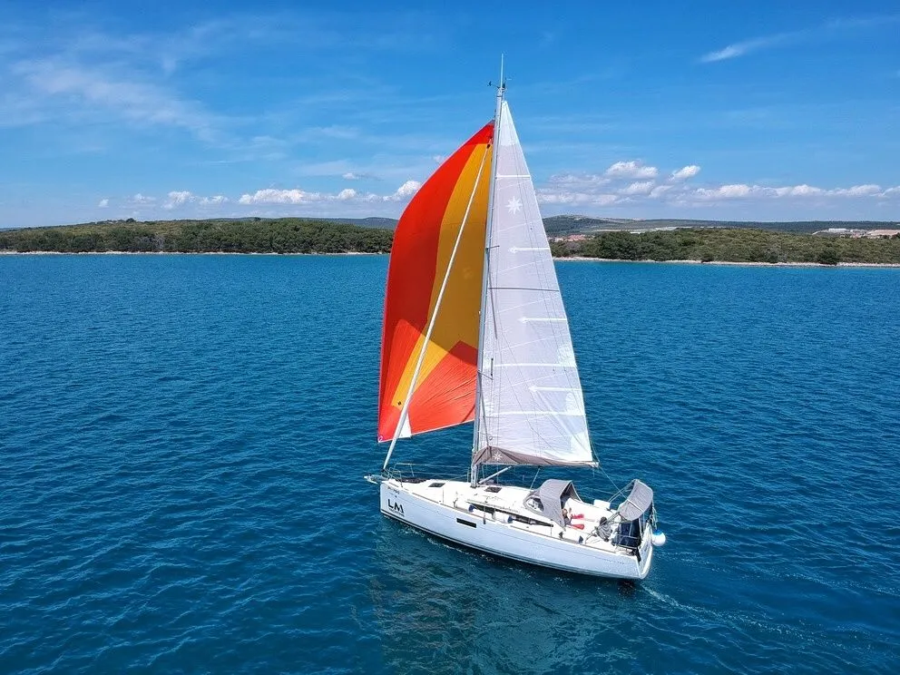 Nana Mietboot - 3