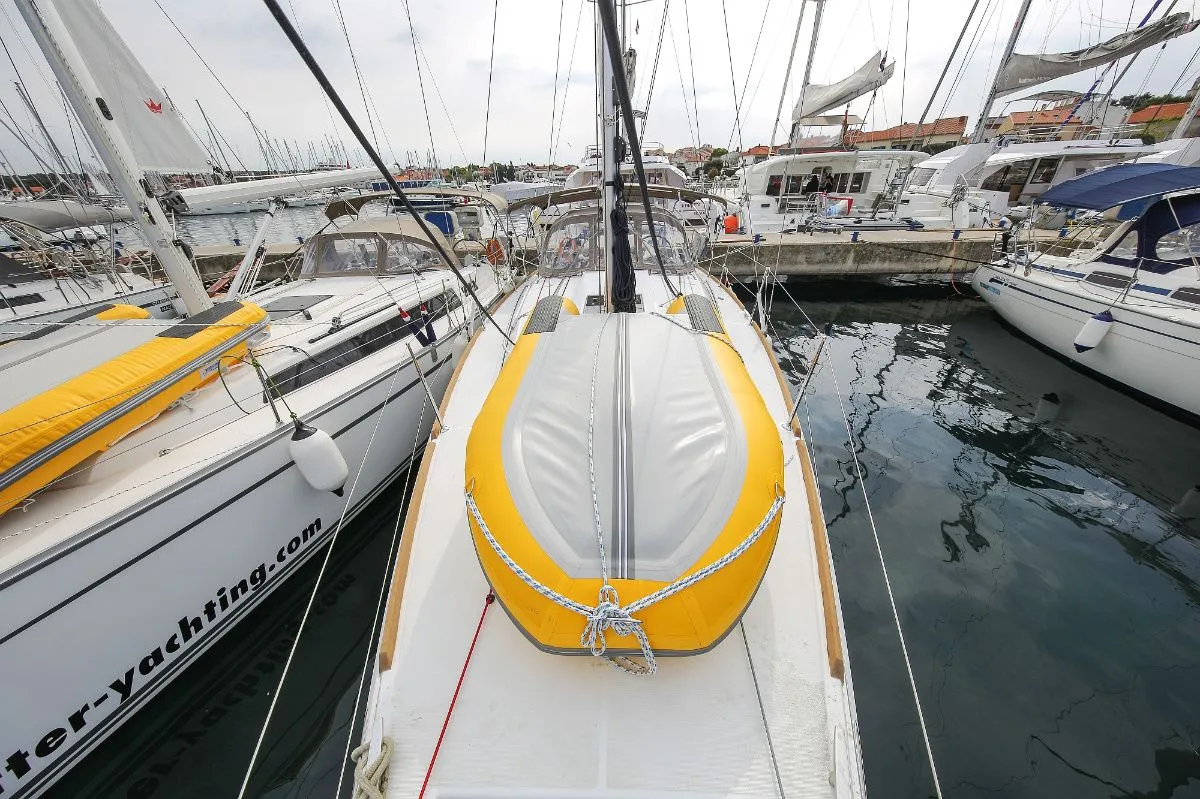 Charter a 10.34m 3 Cabin Sailing Yacht in Vodice
