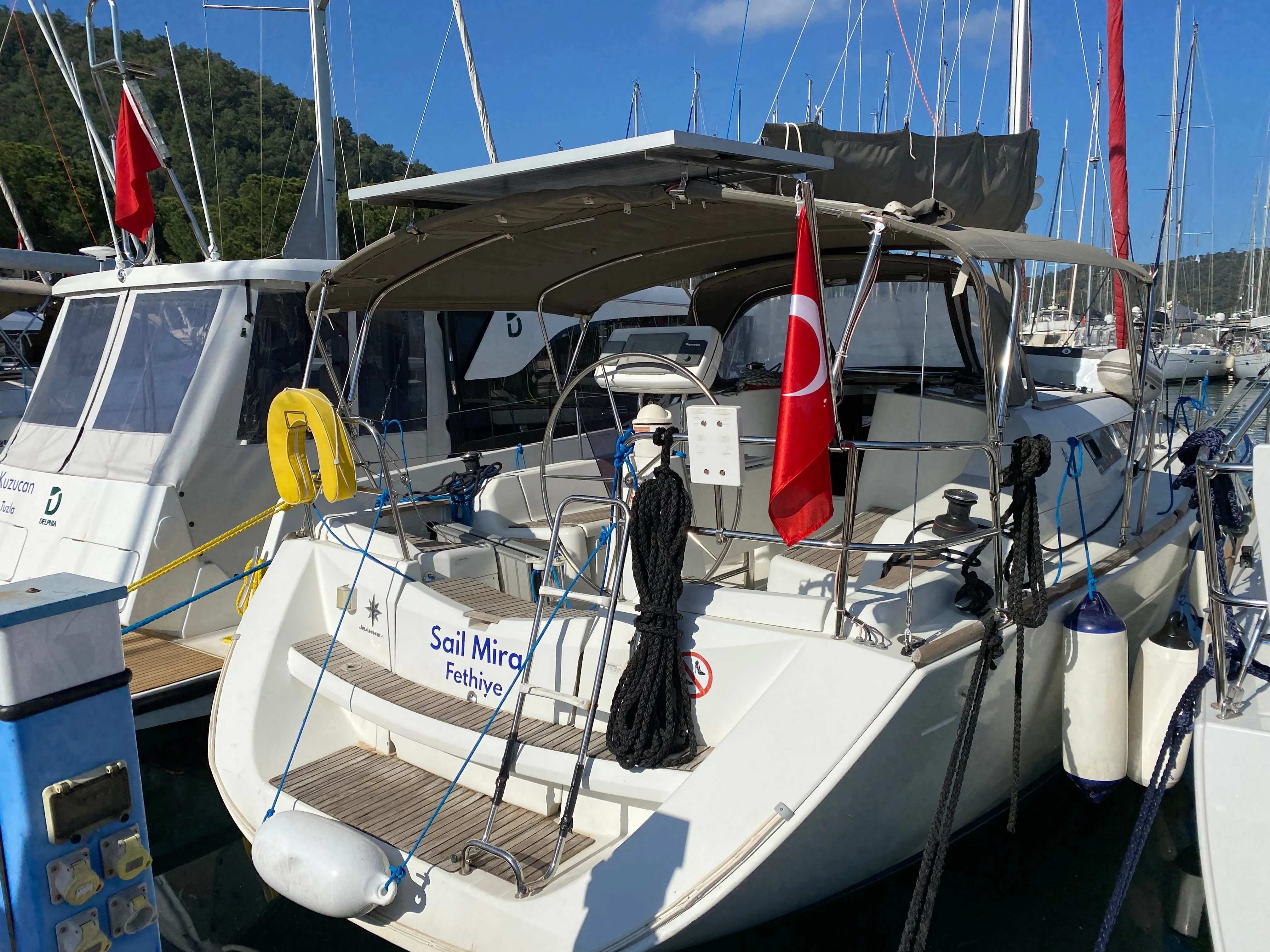 Чартер Sail Mira - 4