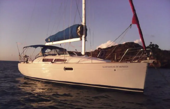 Rent a 10.9m Boat in Cartagena de Indias