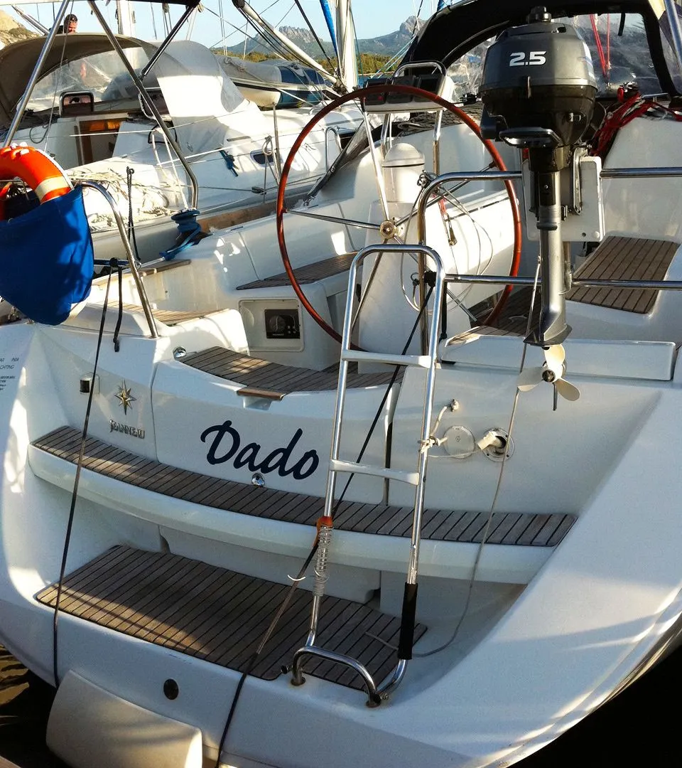 Чартер Dado - 3