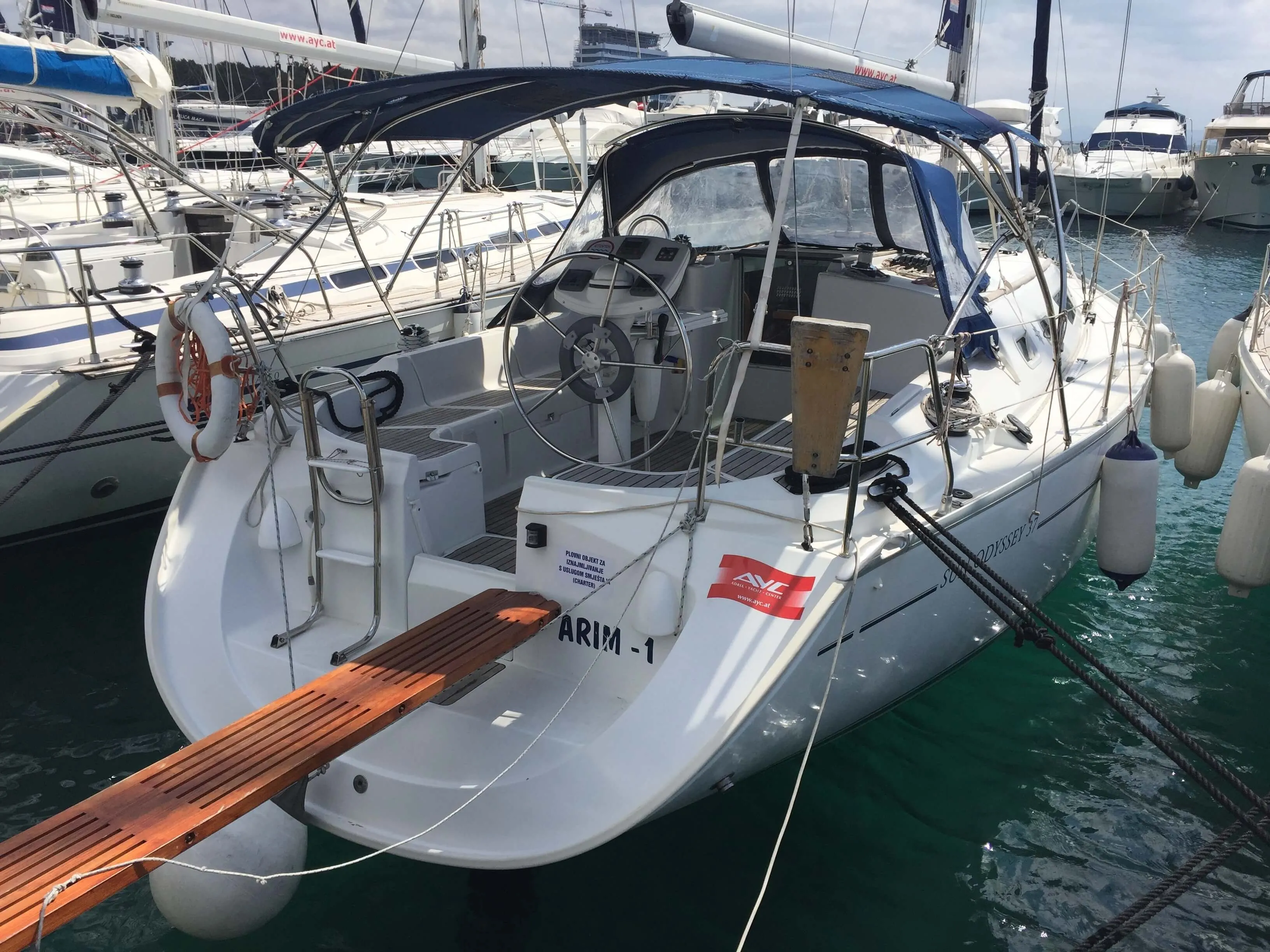 Boot - Charter a 11.47m 3 Cabin Sailing Yacht in Betina