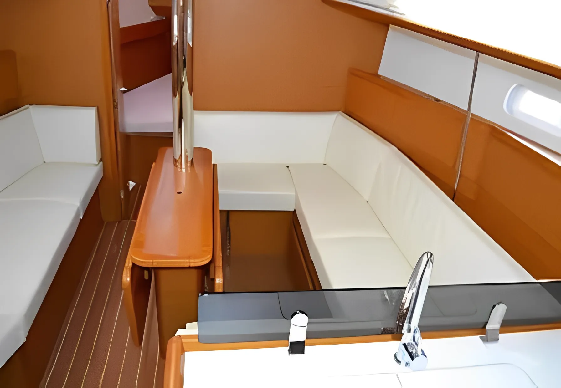 Esprit du Levant Charter Boat