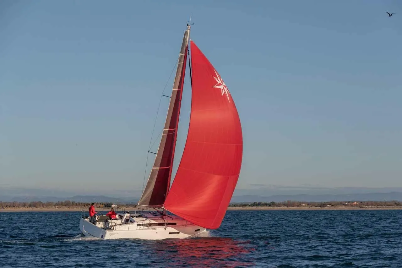 Charter a 11.22m Sailing Yacht in Golfo Aranci
