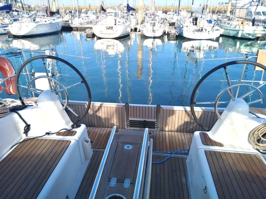 Чартер Raphael - 5