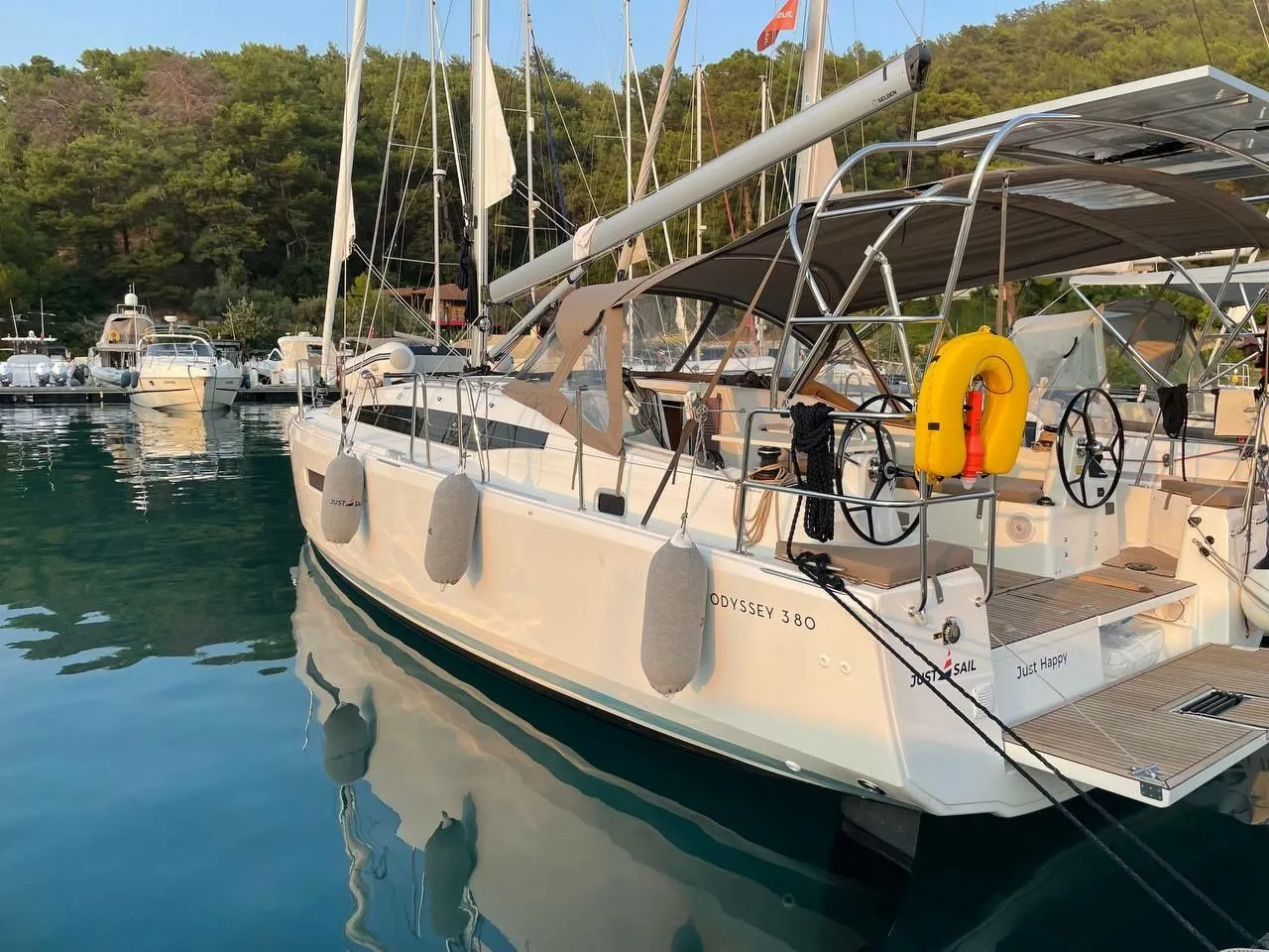 Explore Turgutreis on a 11.22m Jeanneau Sun Odyssey 380 Sailing Yacht Rental