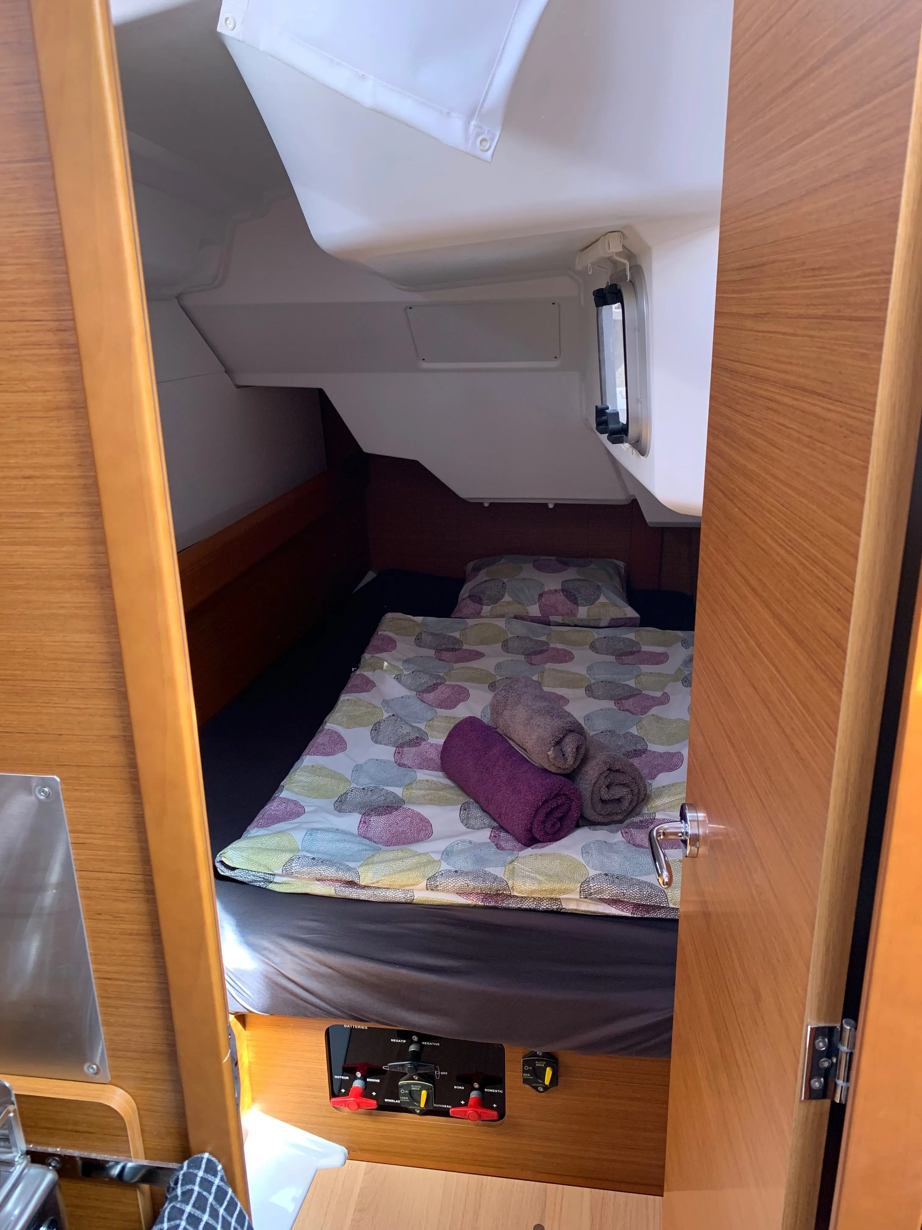 Charter a 11.75m Boat in Portocolom