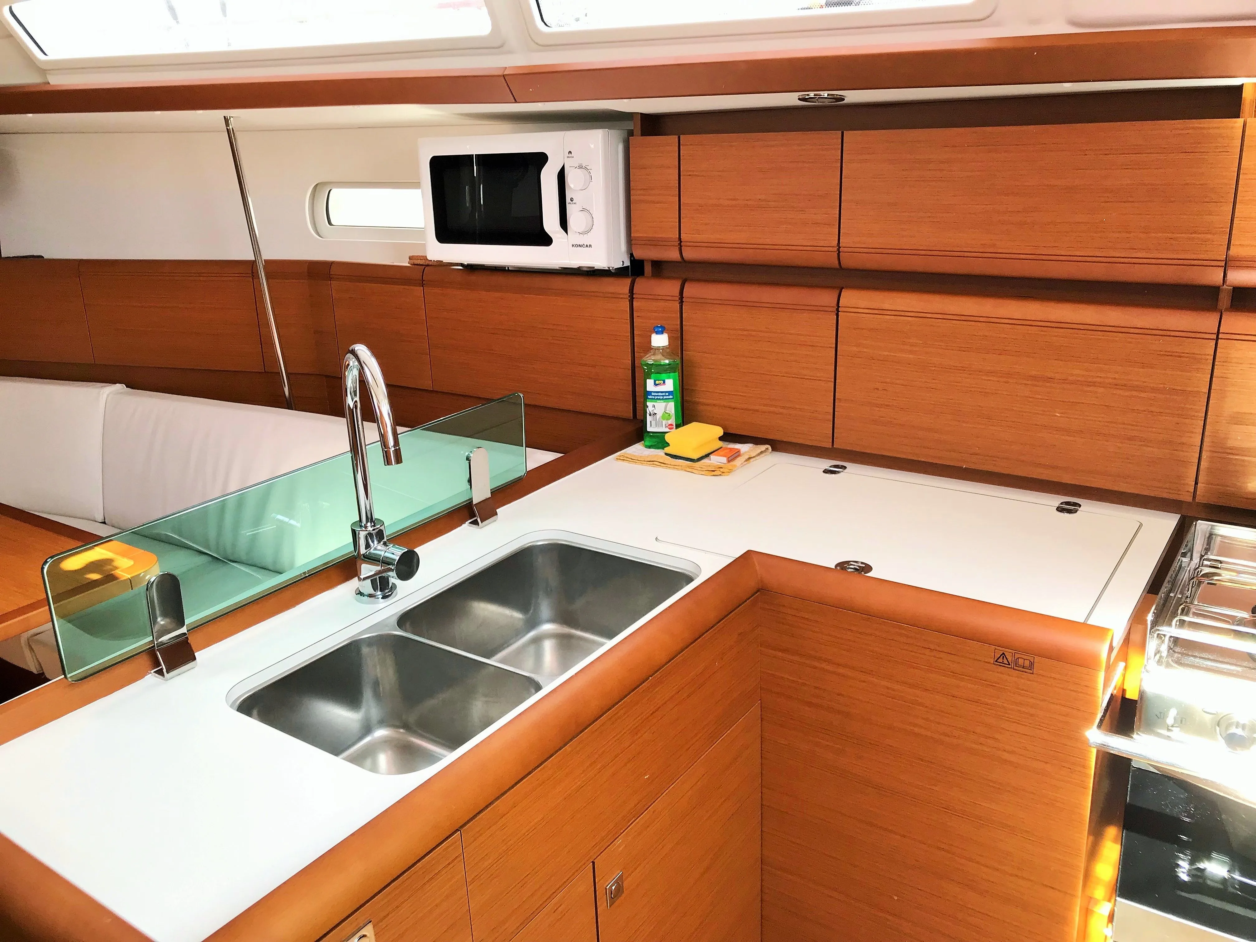 Cash Charter Boat