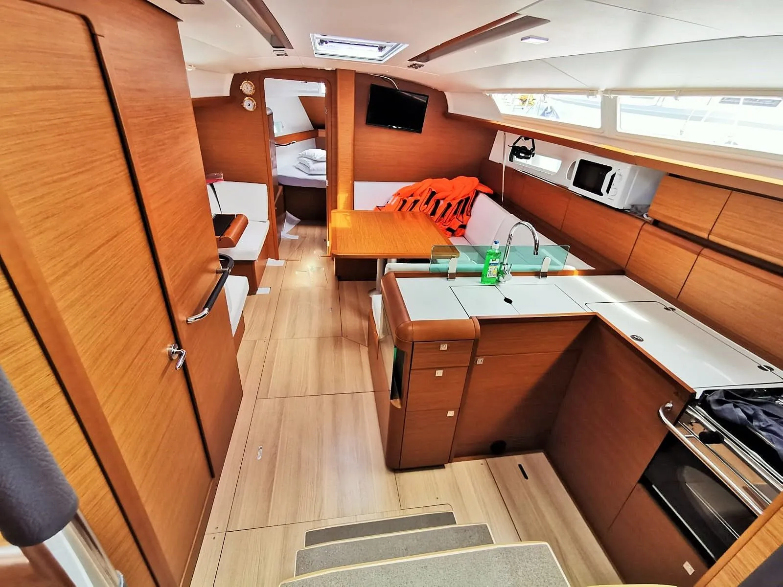 Freddie Charterboot - 5