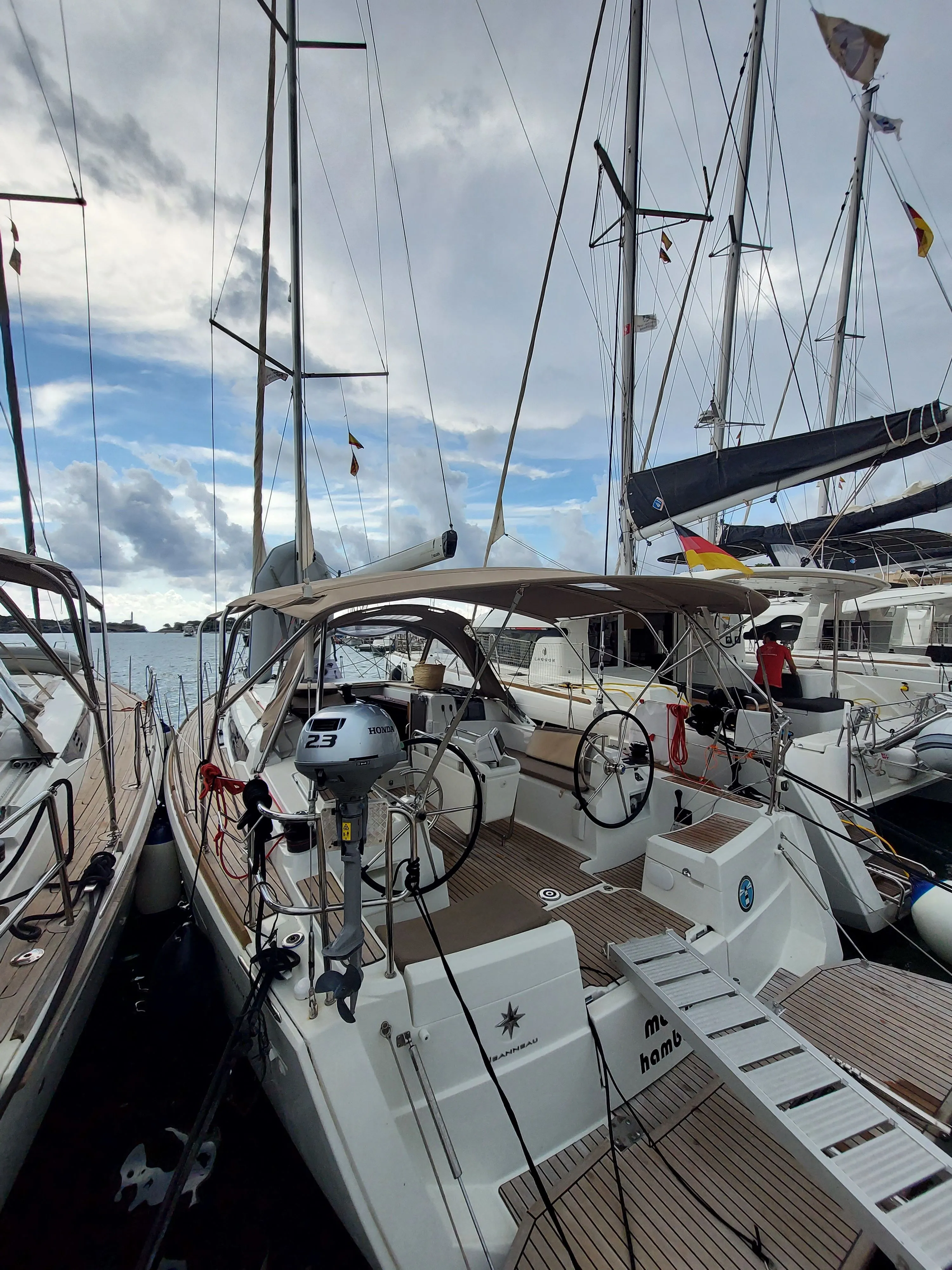 11.75m Portocolom Jeanneau Sun Odyssey 389 Hire