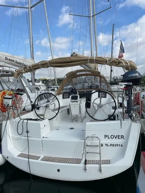 11.75m Kos Town Sailing Yacht Jeanneau Sun Odyssey 389 Hire