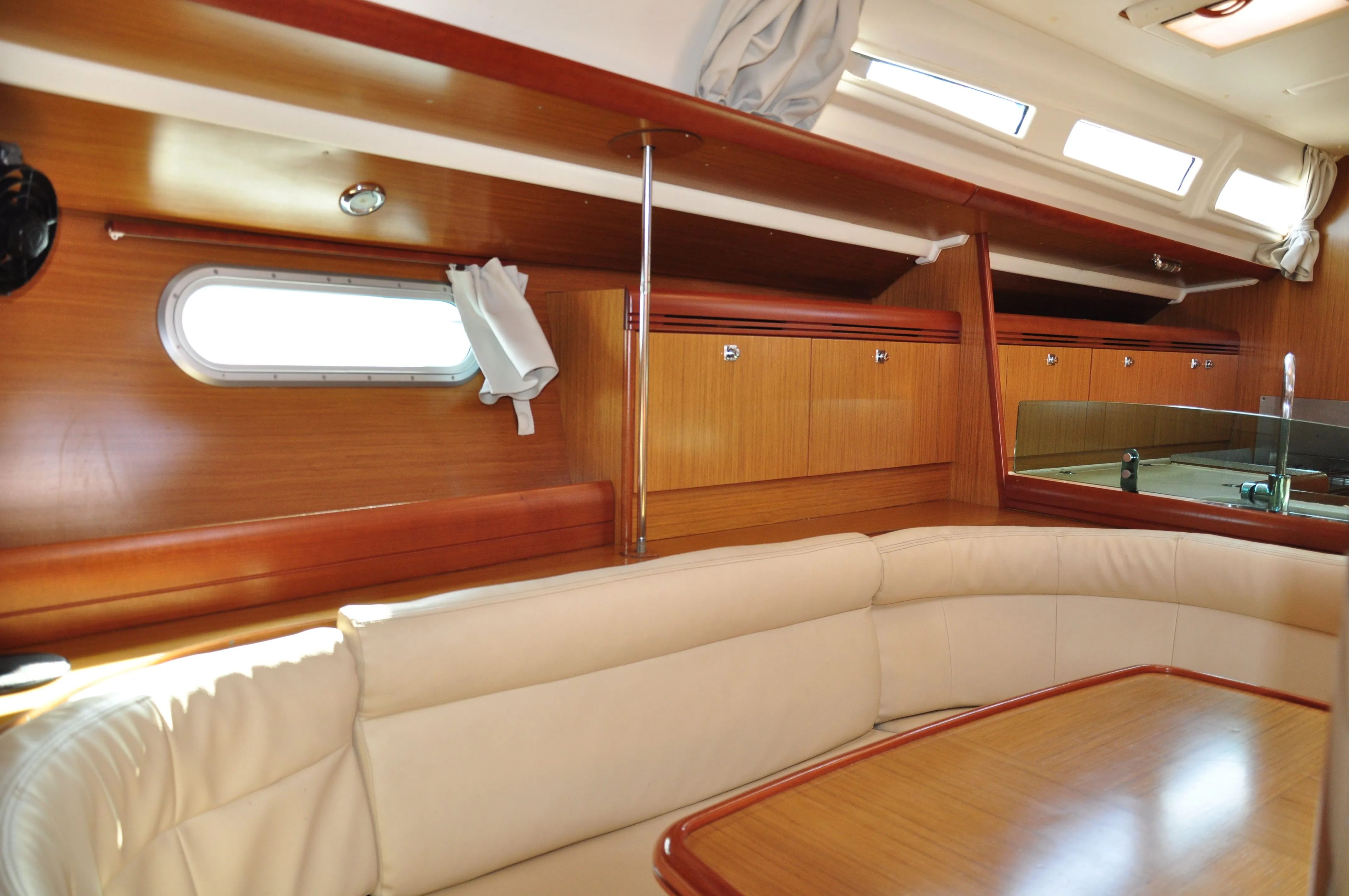 Nomad Charterboot - 5