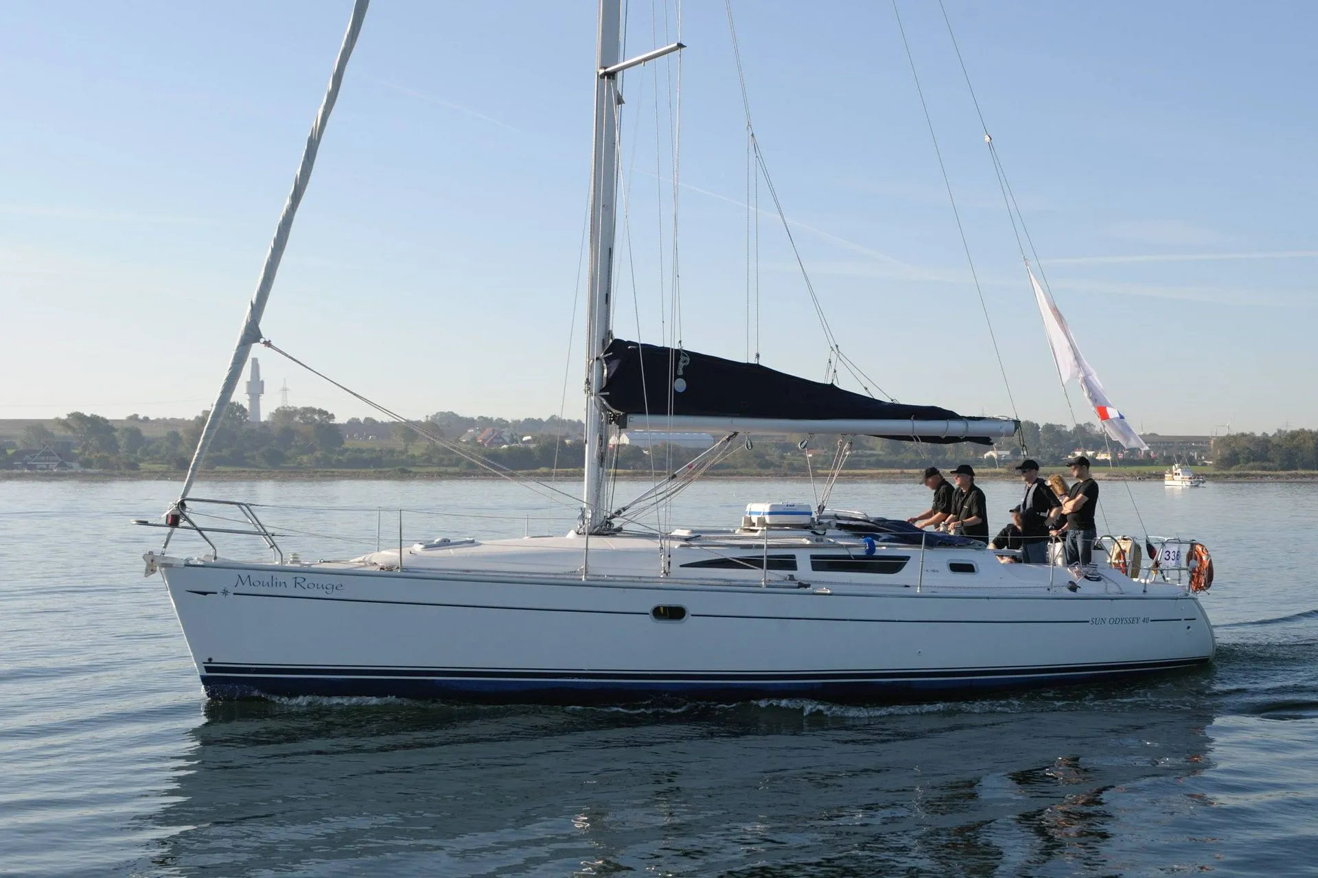 Rent a 12.2m Jeanneau Sun Odyssey 40 Sailing Yacht in Barth