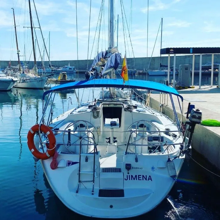 Explore Santa Pola on a 12.2m Rental Jeanneau Sun Odyssey 40