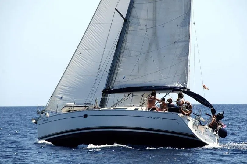 Trinidad Mietboot - 5