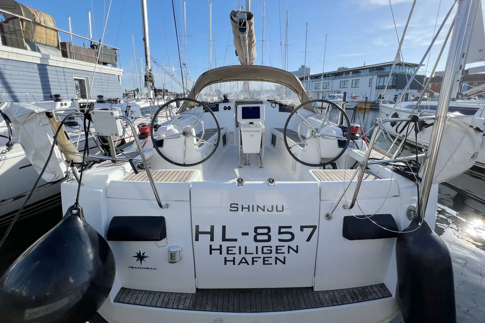 Rent a 12.34m Jeanneau Sun Odyssey 409 Sailing Yacht in Heiligenhafen
