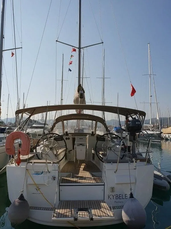 Чартер Kybele - 3