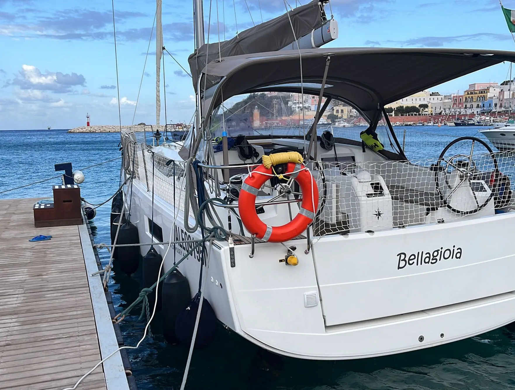 Rent a 12.35m 3 Cabin Sailing Yacht in Nettuno