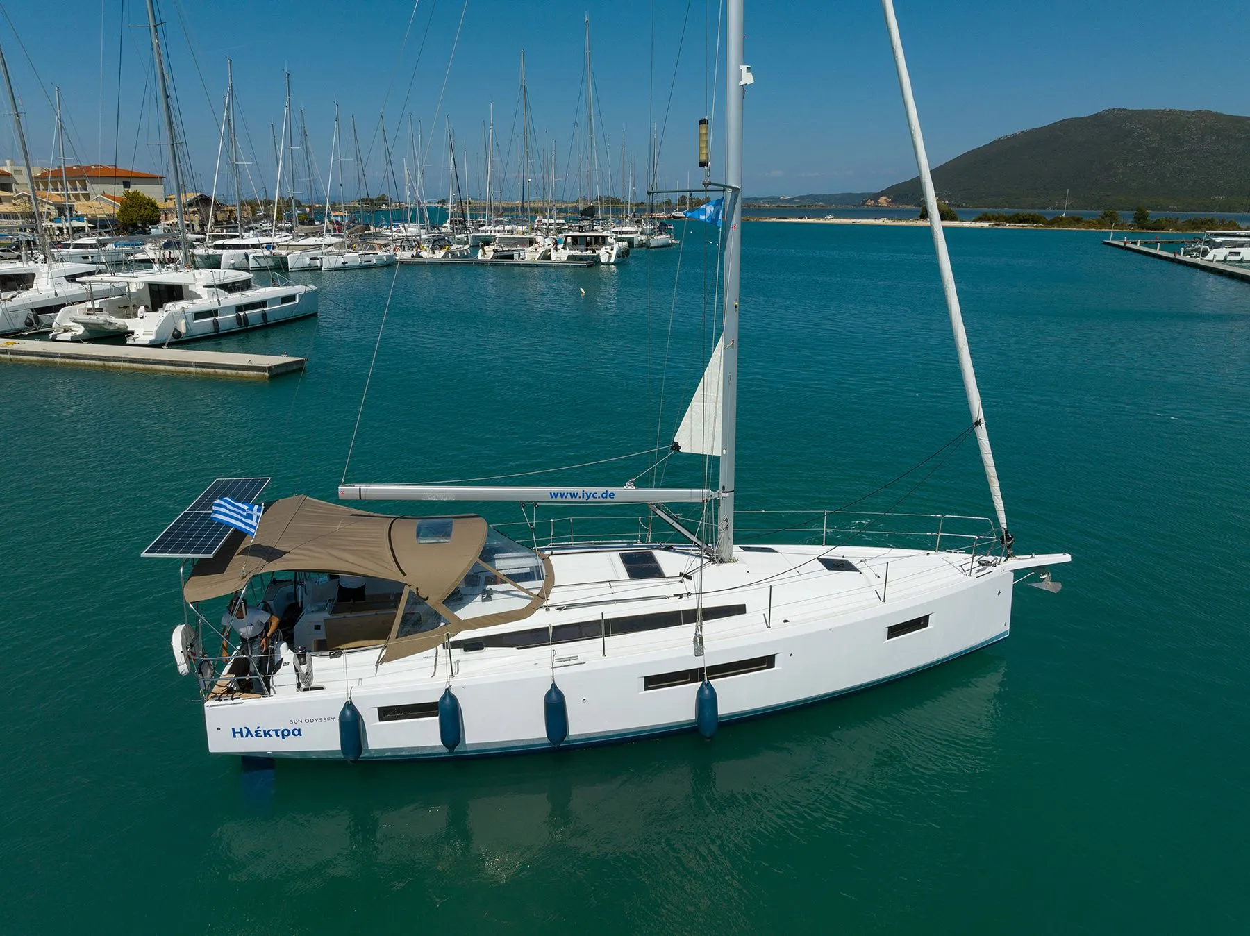 Лодка - 12.35м аренда Jeanneau Sun Odyssey 410 в Лефкада