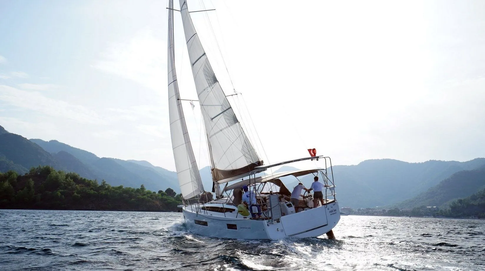 Чартер Free Me - 3