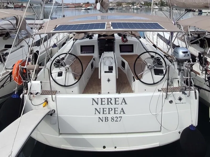 12.02m Loutraki Sailing Yacht Jeanneau Sun Odyssey 410 Hire